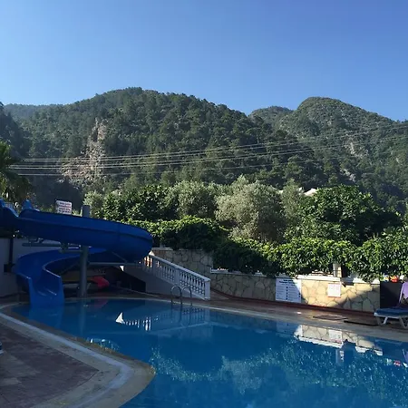Champagne Aparthotel