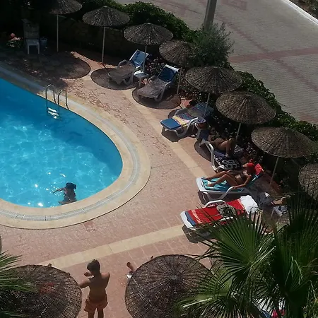 Aparthotel Champagne *